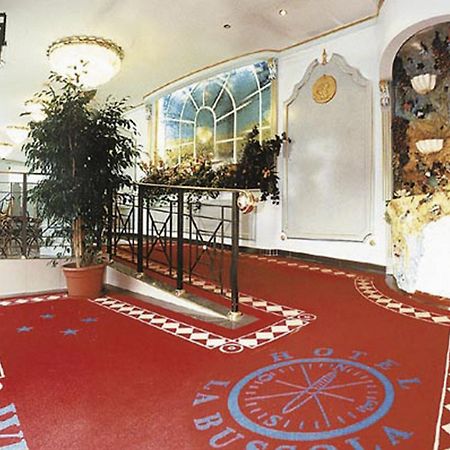Hotel La Bussola Cittiglio ภายนอก รูปภาพ